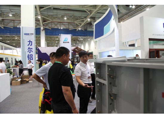 2015中國(guó)（濰坊）門窗幕墻博覽會(huì) 